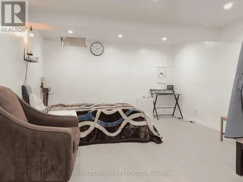 78 Colton Circle Kitchener ON N2A 4K4