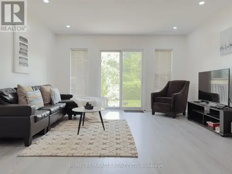 78 Colton Circle Kitchener ON N2A 4K4