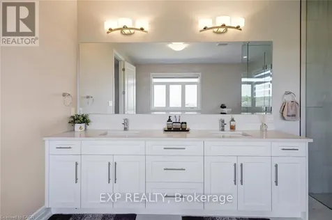 57 Hollybrook Trail Kitchener ON N2R 0M5