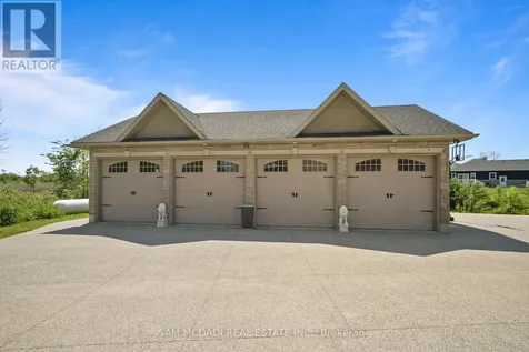 119 Ishwar Drive Georgian Bluffs ON N0H 1S0
