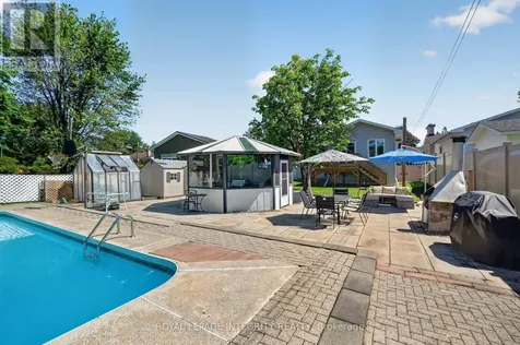 850 Balsam Drive Ottawa ON K1E 1B5