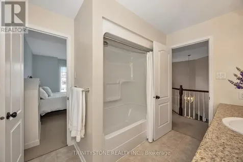 502 Dalewood Crescent Ottawa ON K2S 0L2