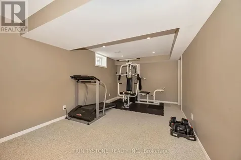 502 Dalewood Crescent Ottawa ON K2S 0L2