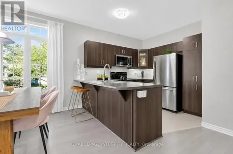 84 Stonehaven Drive Ottawa ON K2M 0C1