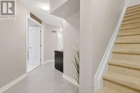 84 Stonehaven Drive Ottawa ON K2M 0C1