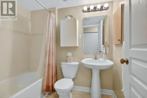 84 Stonehaven Drive Ottawa ON K2M 0C1