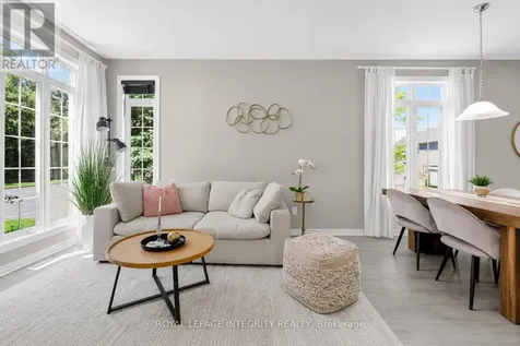 84 Stonehaven Drive Ottawa ON K2M 0C1