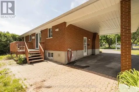 66 Valecrest Drive Cornwall ON K6H 6E1