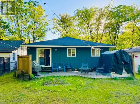 79 23rd Street North Wasaga Beach ON L9Z 2G4