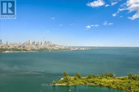 33 Shore Breeze Drive Toronto (mimico) ON M8V 0G1