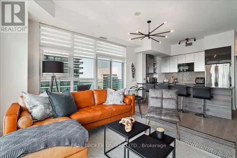 33 Shore Breeze Drive Toronto (mimico) ON M8V 0G1