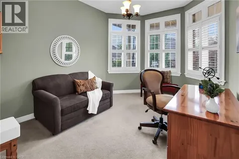 8 Muscat Drive Grimsby ON L3M 5S7