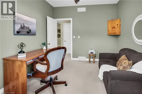 8 Muscat Drive Grimsby ON L3M 5S7
