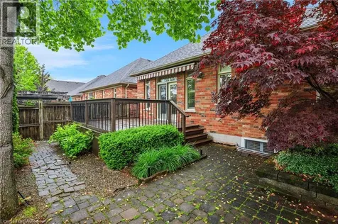 8 Muscat Drive Grimsby ON L3M 5S7