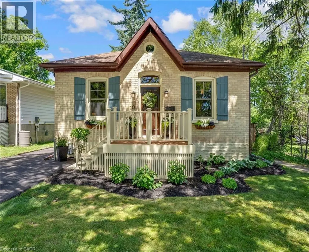 10 Selkirk Street Cambridge ON N1S 1Z1