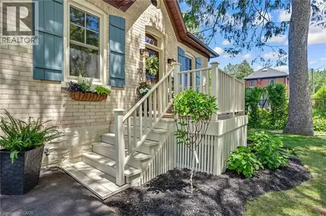 10 Selkirk Street Cambridge ON N1S 1Z1