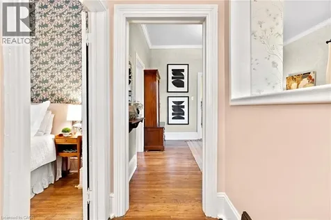 10 Selkirk Street Cambridge ON N1S 1Z1