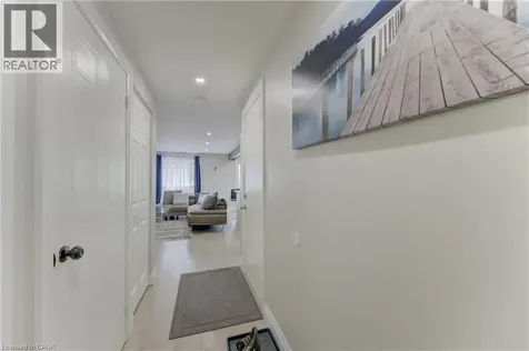 26 Hartley Court Cambridge ON N1R 8J4