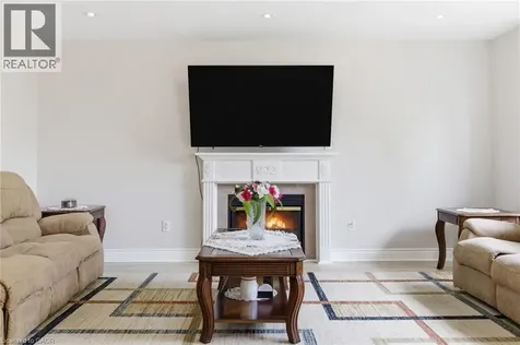 135 Blackburn Drive Brantford ON N3T 6S8