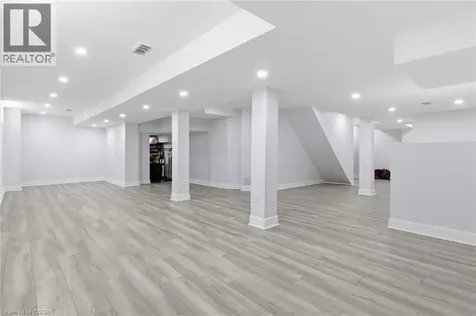 135 Blackburn Drive Brantford ON N3T 6S8