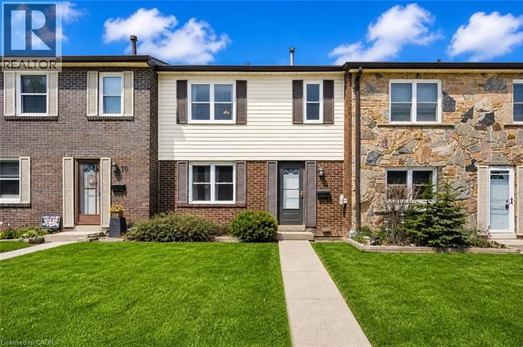 2825 Gananoque Drive Mississauga ON L5N 1V6