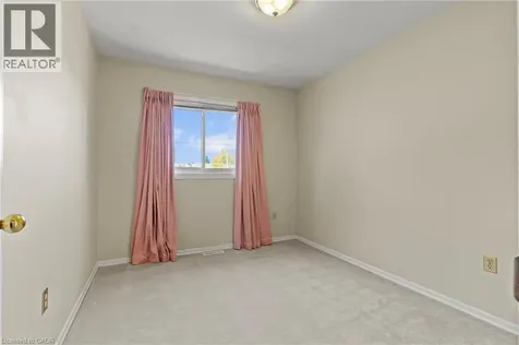 2825 Gananoque Drive Mississauga ON L5N 1V6