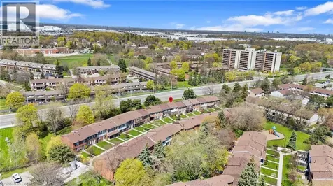 2825 Gananoque Drive Mississauga ON L5N 1V6