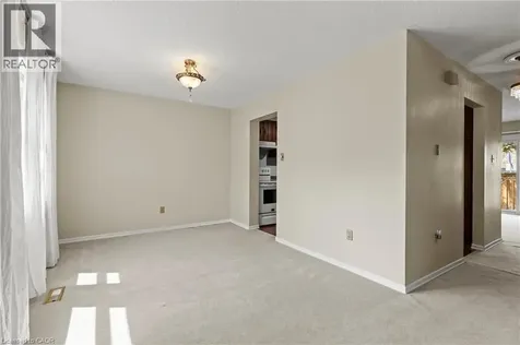 2825 Gananoque Drive Mississauga ON L5N 1V6