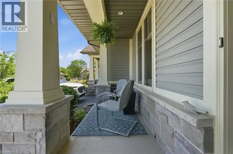 6 Manorwood Road Smithville ON L0R 2A0