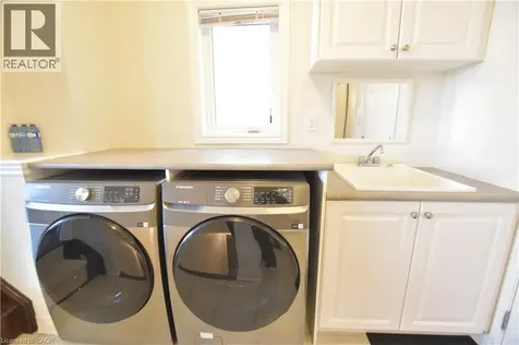 512 Terrington Crescent Kitchener ON N2P 0B9