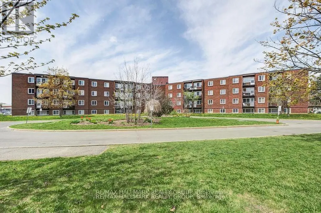 2041 Arrowsmith Drive Ottawa ON K1J 7V7