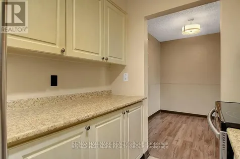 2041 Arrowsmith Drive Ottawa ON K1J 7V7