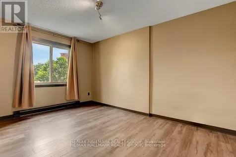 2041 Arrowsmith Drive Ottawa ON K1J 7V7