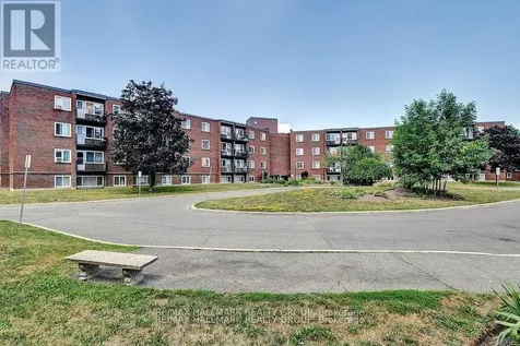 2041 Arrowsmith Drive Ottawa ON K1J 7V7