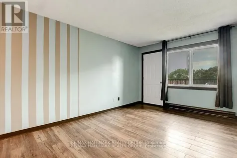 2041 Arrowsmith Drive Ottawa ON K1J 7V7