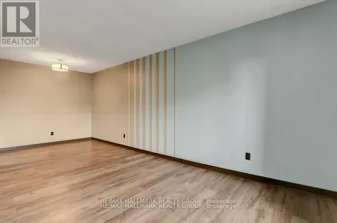 2041 Arrowsmith Drive Ottawa ON K1J 7V7