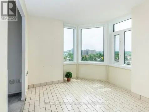 1025 Grenon Avenue Ottawa ON K2B 8S5