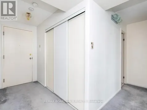 1025 Grenon Avenue Ottawa ON K2B 8S5