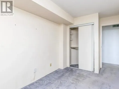 1025 Grenon Avenue Ottawa ON K2B 8S5