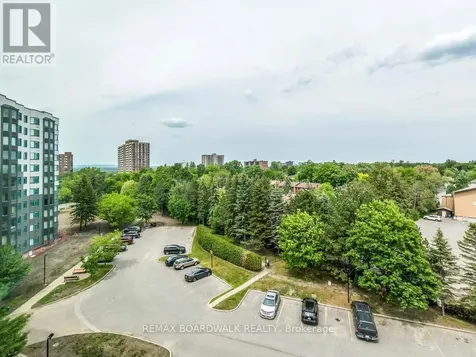 1025 Grenon Avenue Ottawa ON K2B 8S5