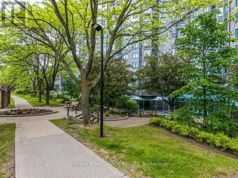 1025 Grenon Avenue Ottawa ON K2B 8S5