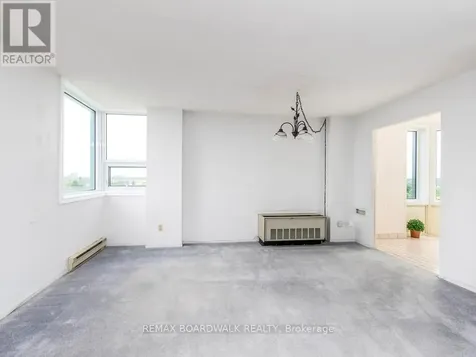 1025 Grenon Avenue Ottawa ON K2B 8S5