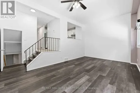 2202 Orient Park Drive Ottawa ON K1B 4W2