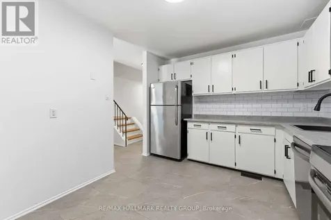 2202 Orient Park Drive Ottawa ON K1B 4W2