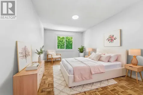 2202 Orient Park Drive Ottawa ON K1B 4W2