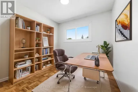 2202 Orient Park Drive Ottawa ON K1B 4W2