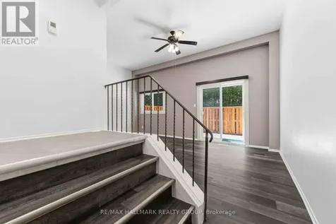2202 Orient Park Drive Ottawa ON K1B 4W2
