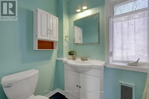 1141 North River Road Ottawa ON K1K 3W4