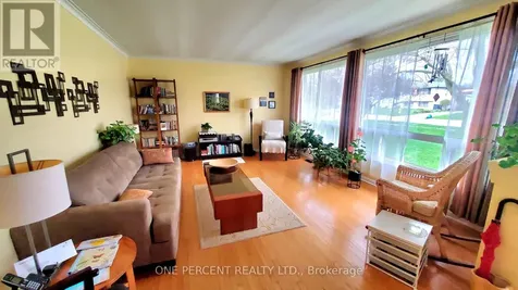 164 Redford Crescent Stratford ON N5A 1P2