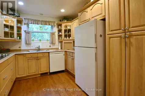 134 Lakewood Drive Blue Mountains ON N0H 1J0